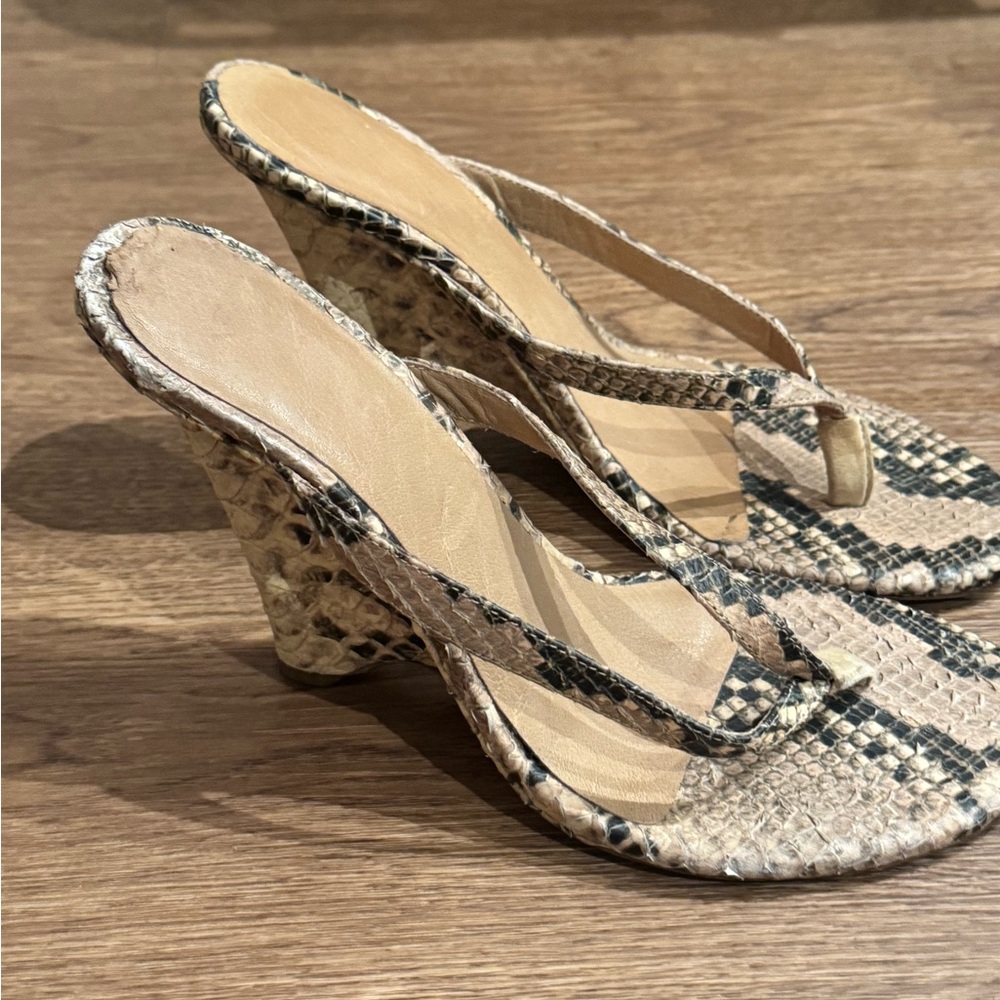 Yeezy Python Wedge Sandal - Picture 4 of 7